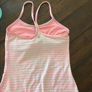 Lululemon Tank (built in bra)